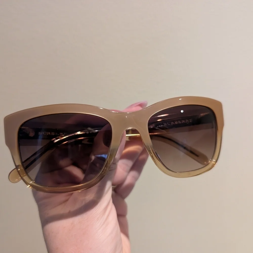 Burberry Women's Brown Gold Sunglasses - Picture 15 of 16